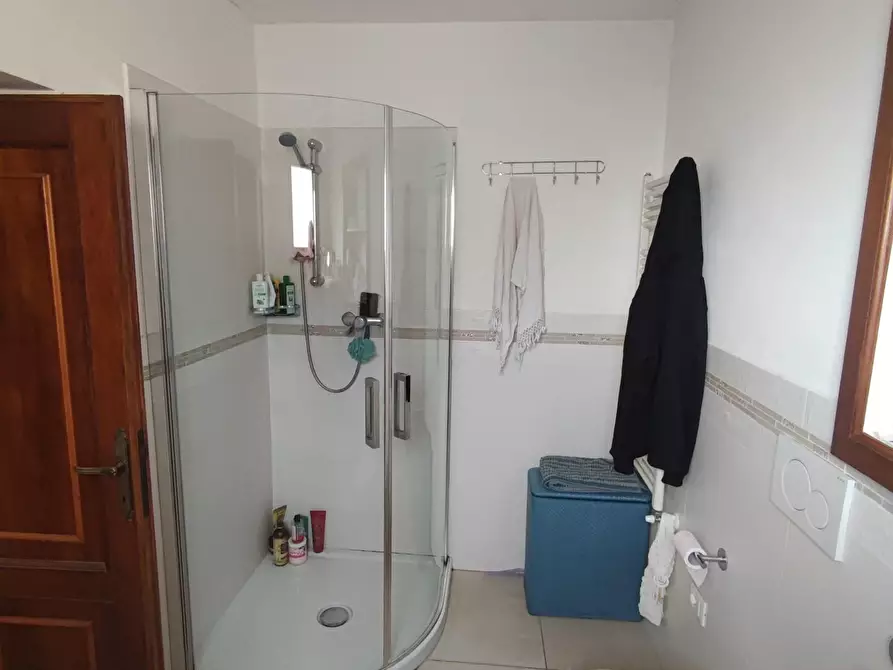 Immagine 24 di Terratetto in vendita  a Massa