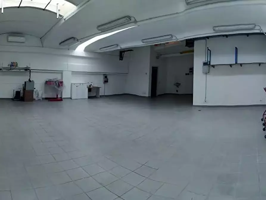 Immagine 4 di Ufficio in affitto  a Monteriggioni