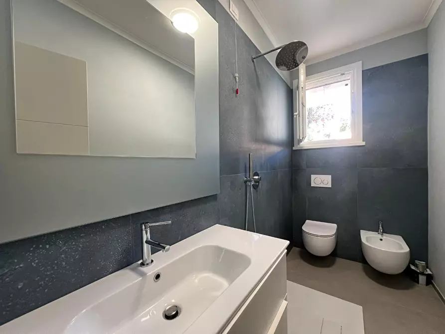 Immagine 17 di Appartamento in vendita  a Empoli