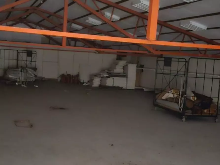 Immagine 8 di Capannone industriale in vendita  a Vezzano Ligure