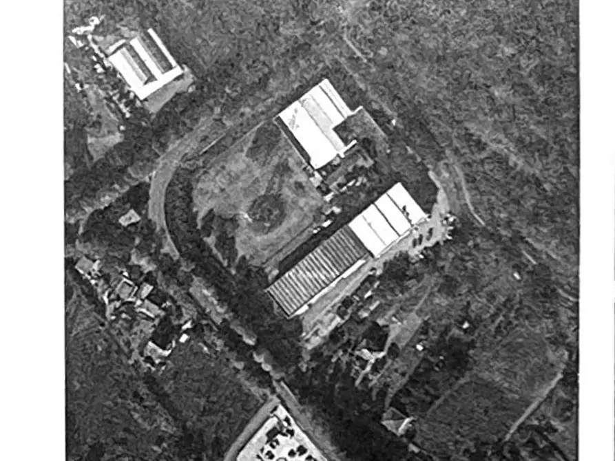 Immagine 4 di Capannone industriale in vendita  a Vezzano Ligure