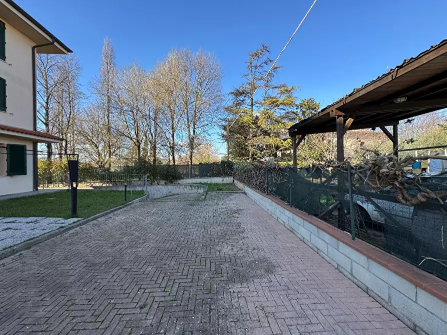 Immagine 47 di Appartamento in vendita  a Empoli