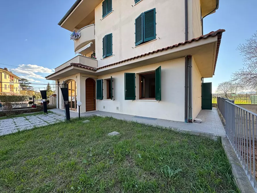 Immagine 15 di Appartamento in vendita  a Empoli