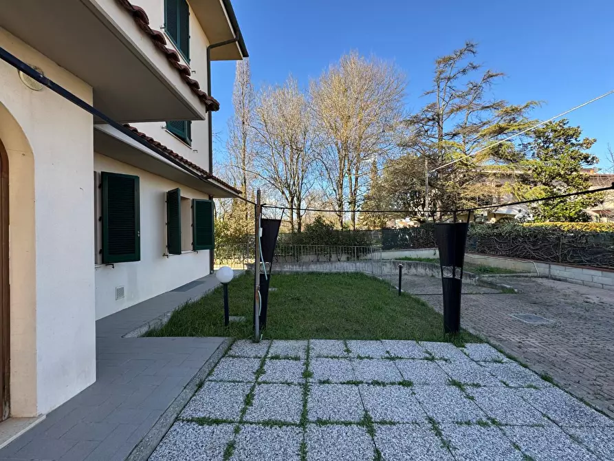 Immagine 2 di Appartamento in vendita  a Empoli