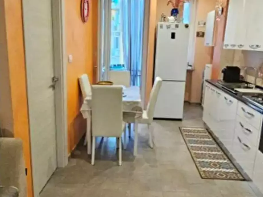 Immagine 10 di Appartamento in vendita  a Torino