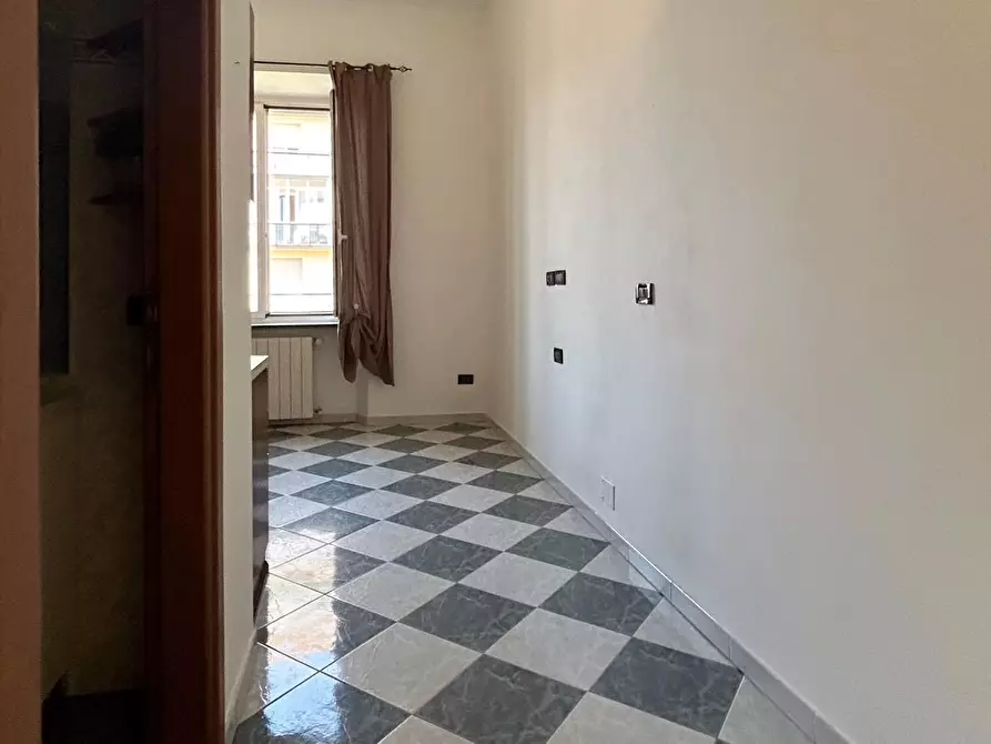 Immagine 4 di Appartamento in vendita  a Livorno