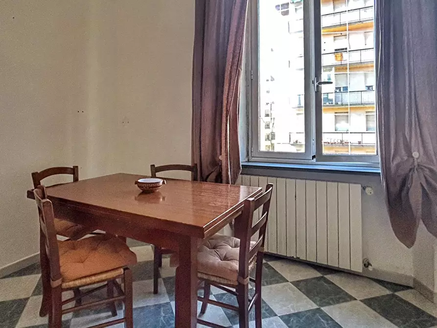 Immagine 5 di Appartamento in vendita  a Livorno