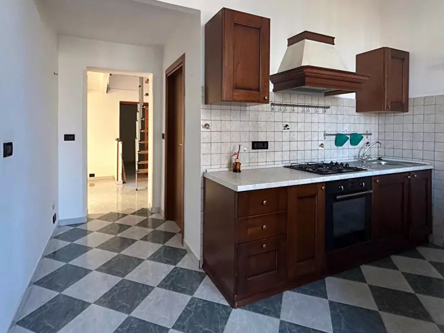 Immagine 1 di Appartamento in vendita  a Livorno