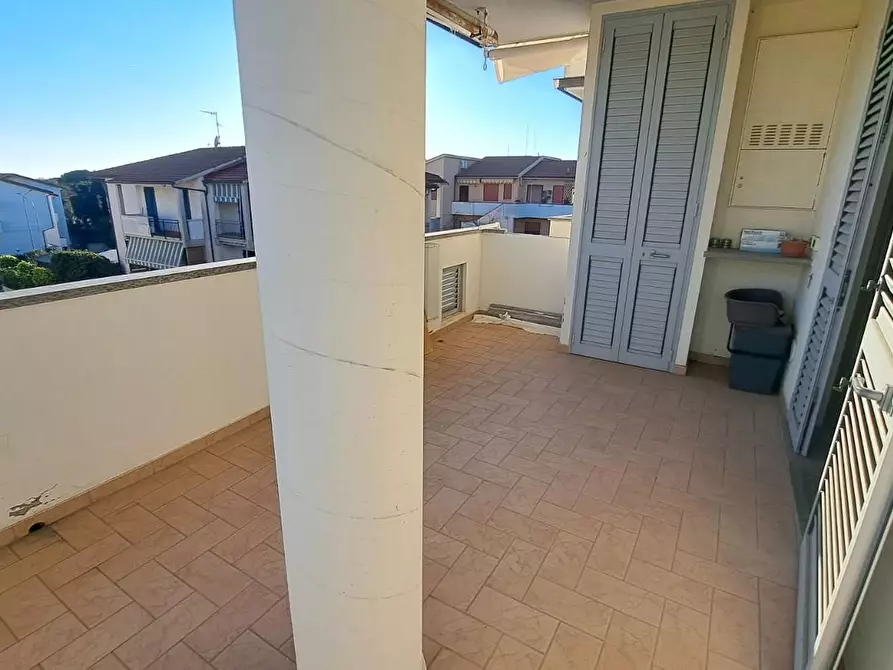 Immagine 4 di Appartamento in vendita  a Rosignano Marittimo