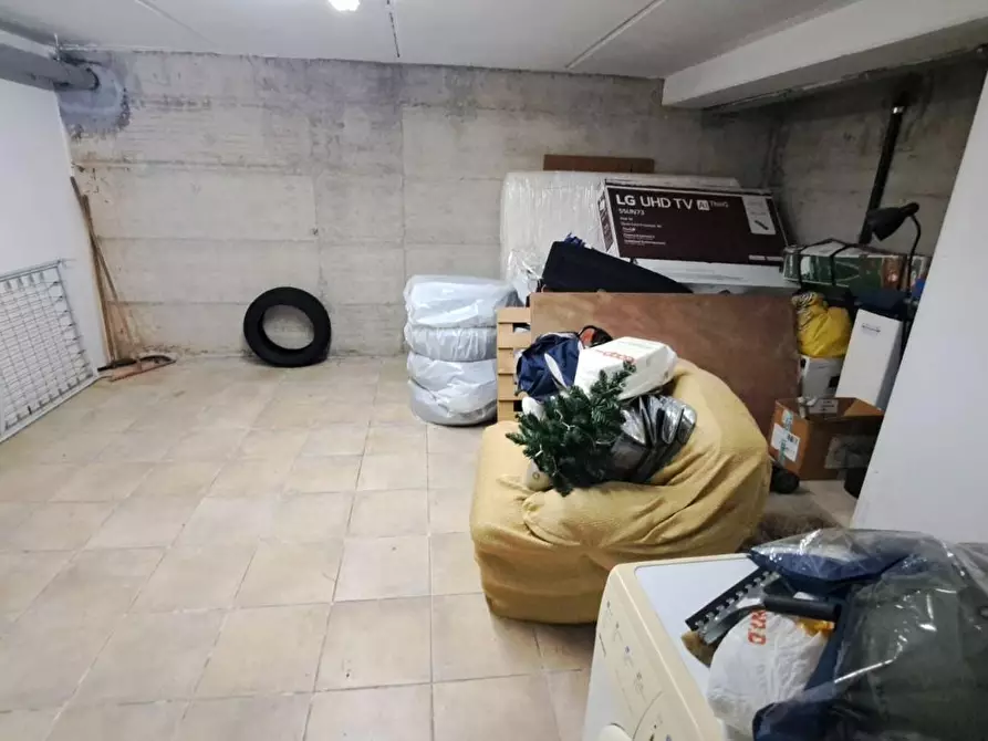 Immagine 15 di Appartamento in vendita  a Rosignano Marittimo