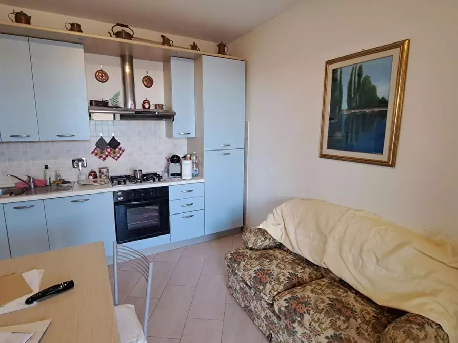 Immagine 5 di Appartamento in vendita  a Rosignano Marittimo