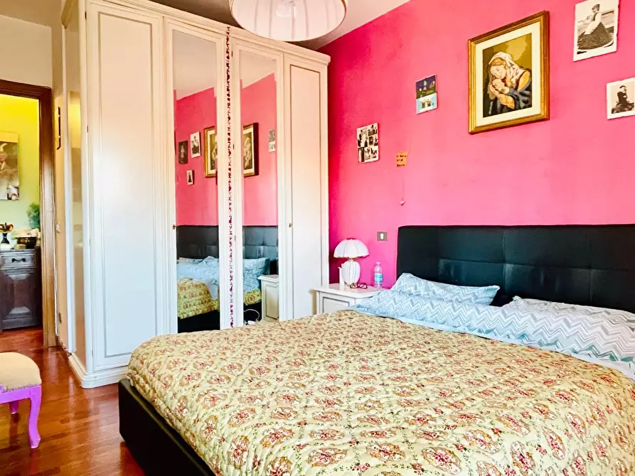 Immagine 13 di Appartamento in vendita  a Siena