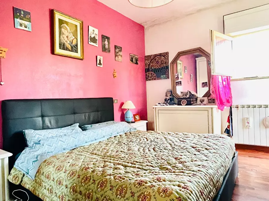 Immagine 12 di Appartamento in vendita  a Siena