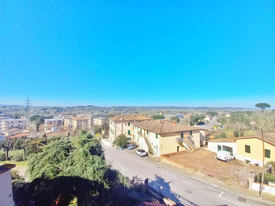 Immagine 26 di Appartamento in vendita  a Castelfiorentino