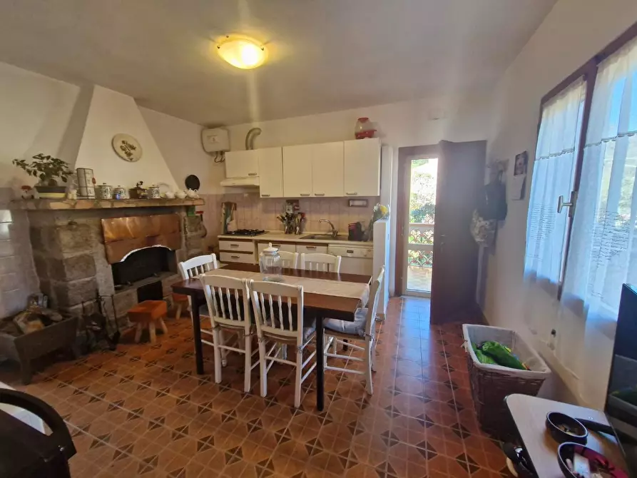 Immagine 5 di Appartamento in vendita  a Rio Marina