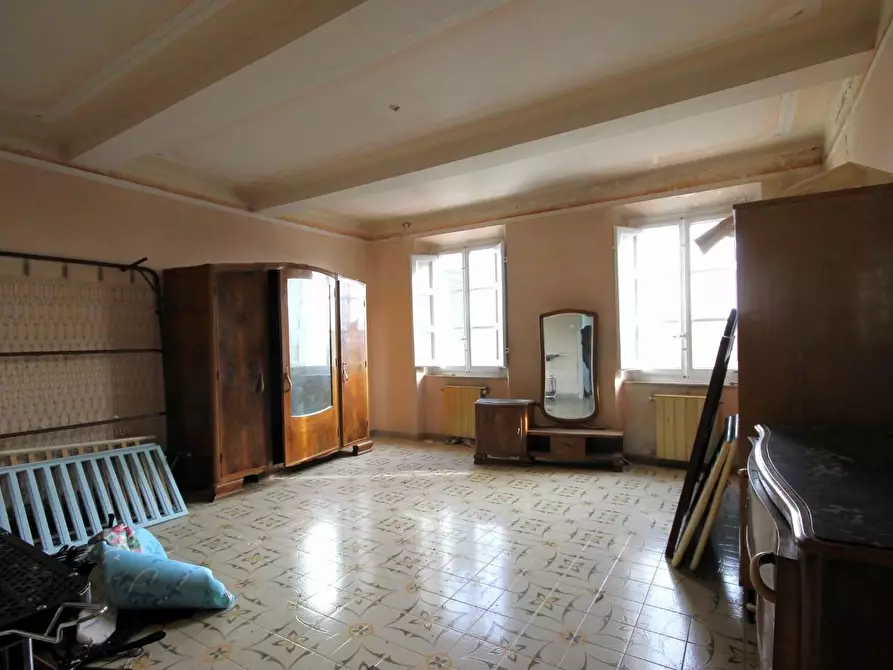 Immagine 31 di Rustico / casale in vendita  a Capannori