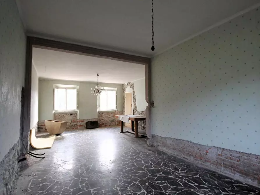 Immagine 26 di Rustico / casale in vendita  a Capannori