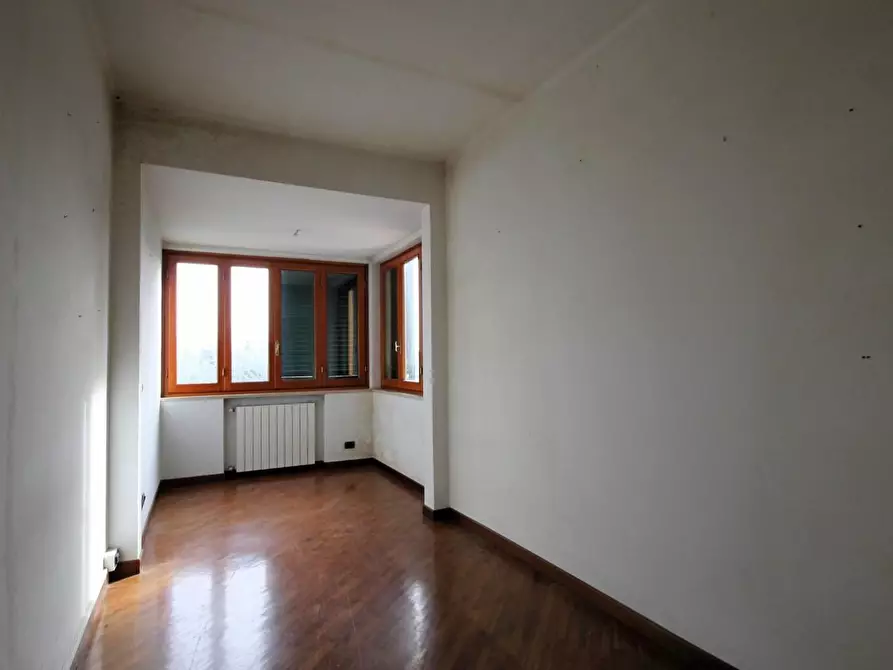 Immagine 21 di Rustico / casale in vendita  a Capannori