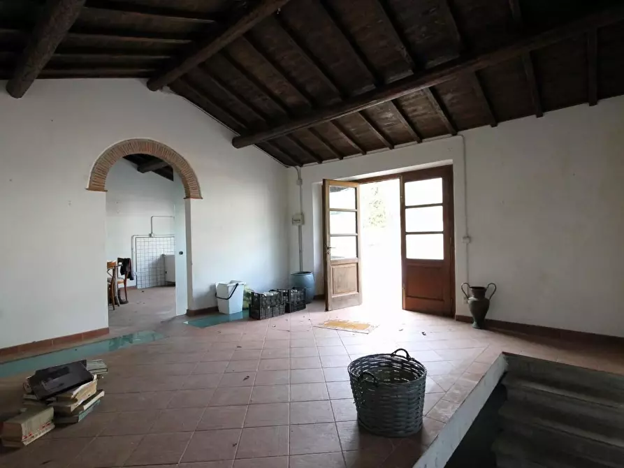 Immagine 34 di Rustico / casale in vendita  a Capannori
