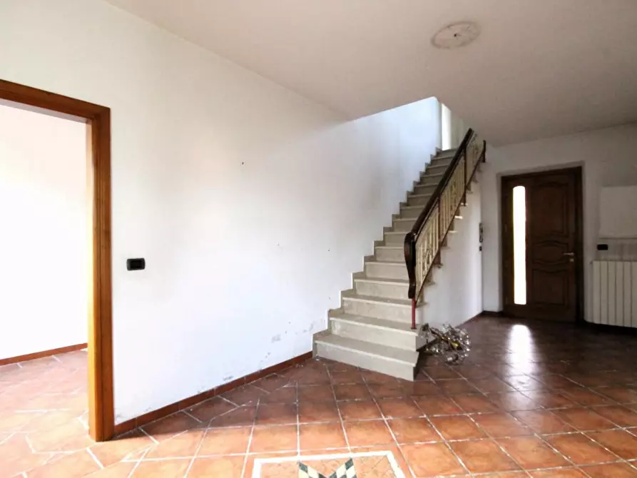 Immagine 15 di Rustico / casale in vendita  a Capannori