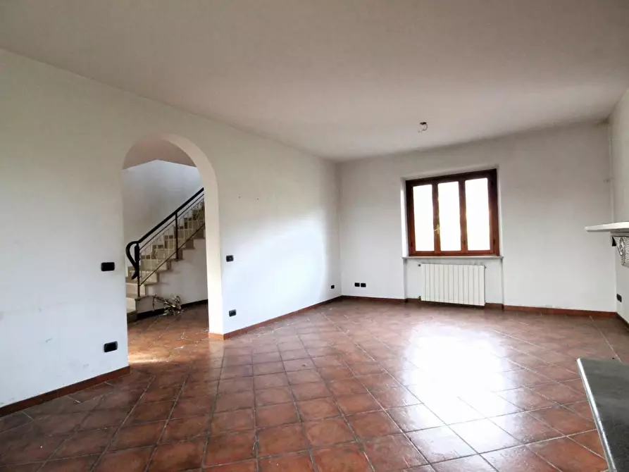 Immagine 13 di Rustico / casale in vendita  a Capannori