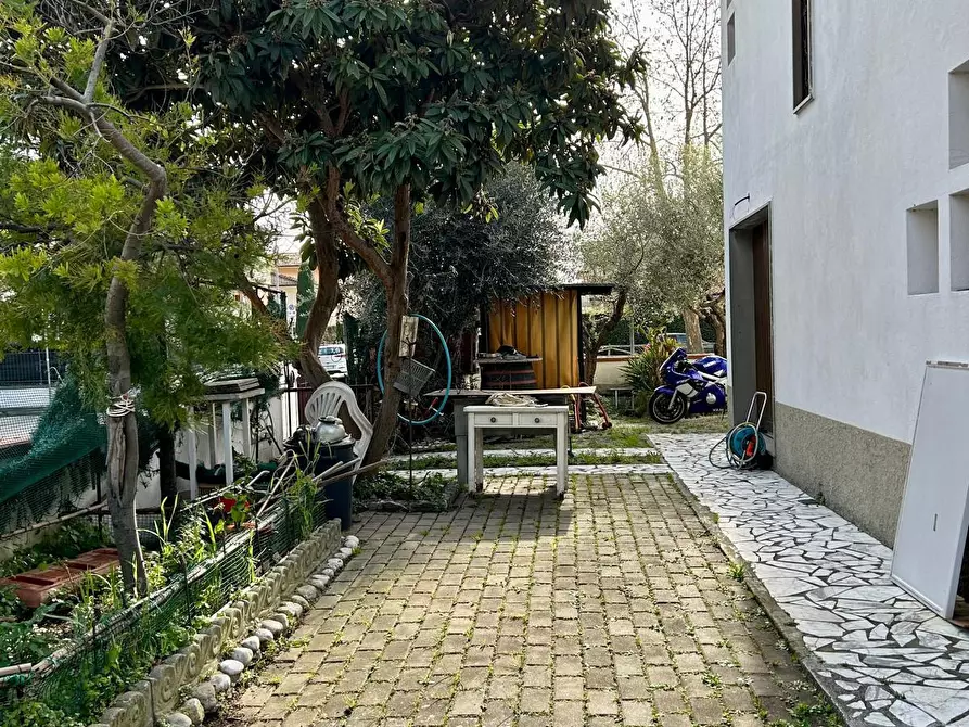 Immagine 25 di Casa trifamiliare in vendita  a Vicopisano