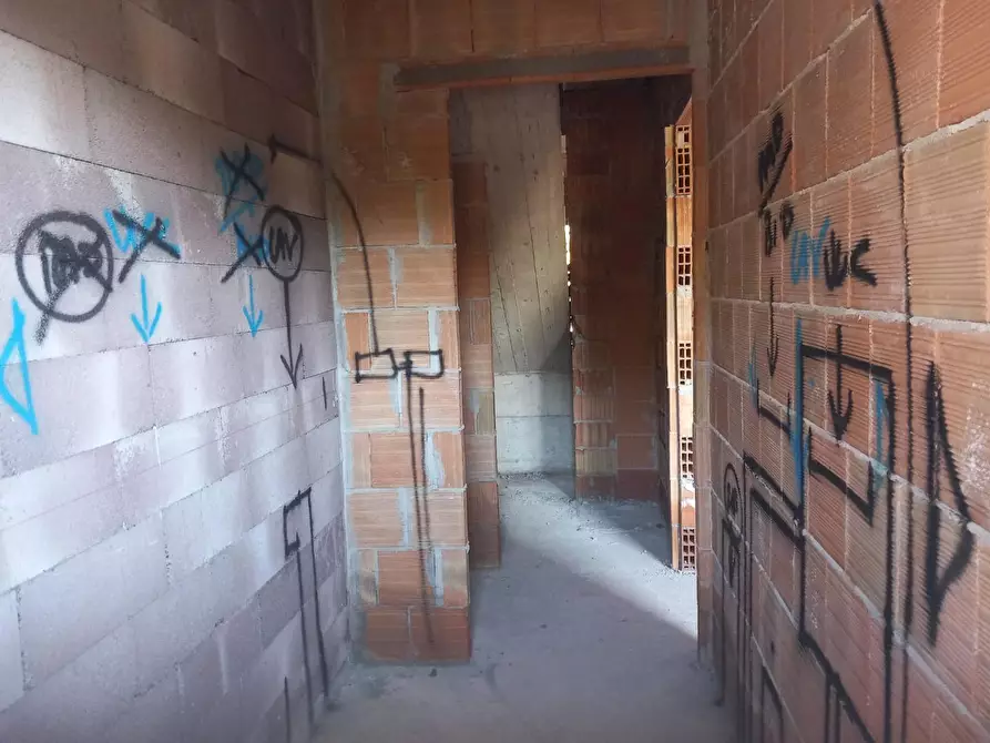 Immagine 12 di Appartamento in vendita  a Pisa