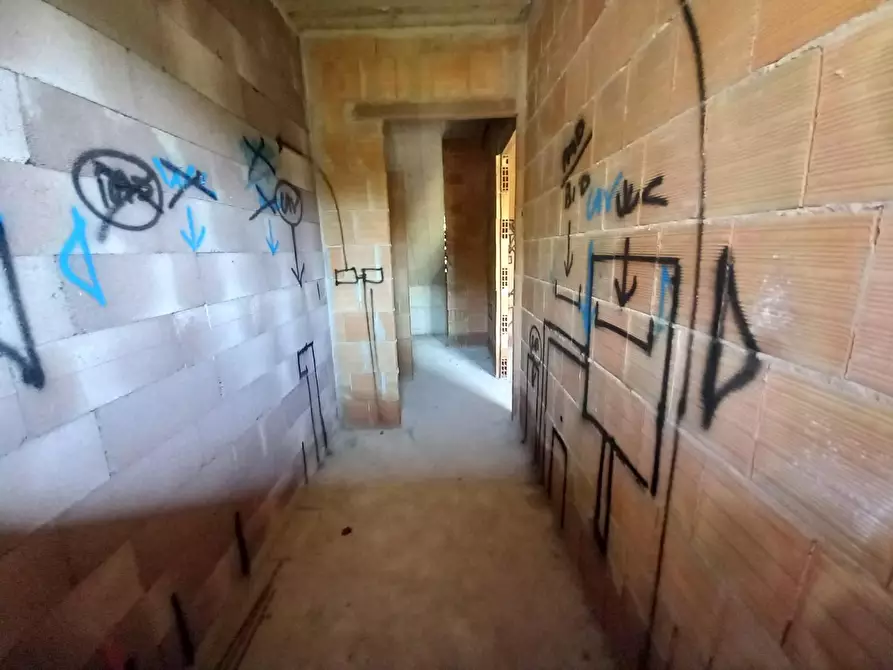 Immagine 13 di Appartamento in vendita  a Pisa