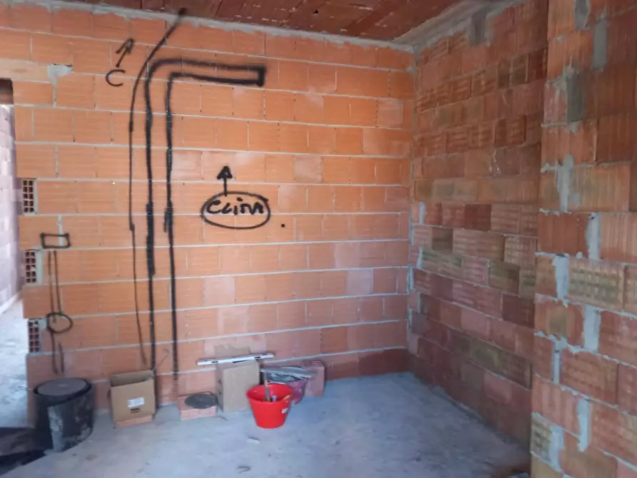 Immagine 17 di Appartamento in vendita  a Pisa