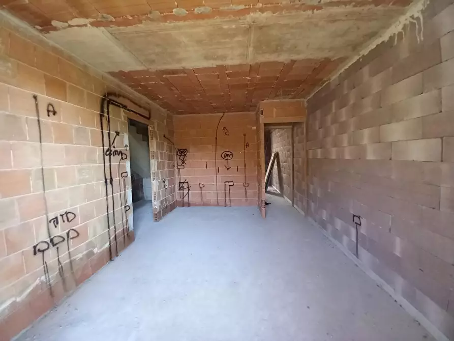 Immagine 22 di Appartamento in vendita  a Pisa