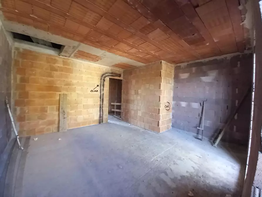 Immagine 8 di Appartamento in vendita  a Pisa