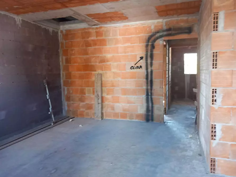 Immagine 16 di Appartamento in vendita  a Pisa