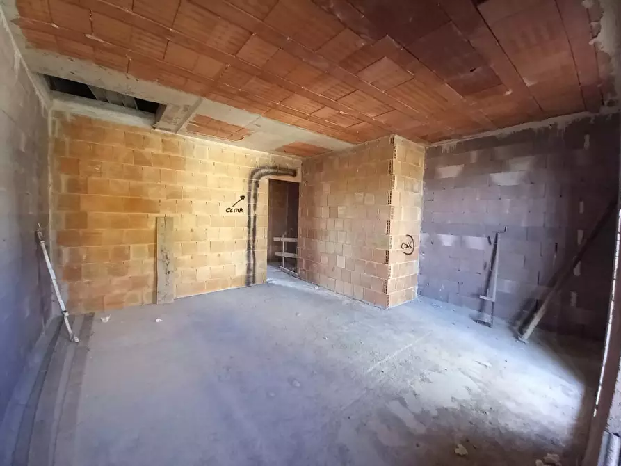 Immagine 6 di Appartamento in vendita  a Pisa