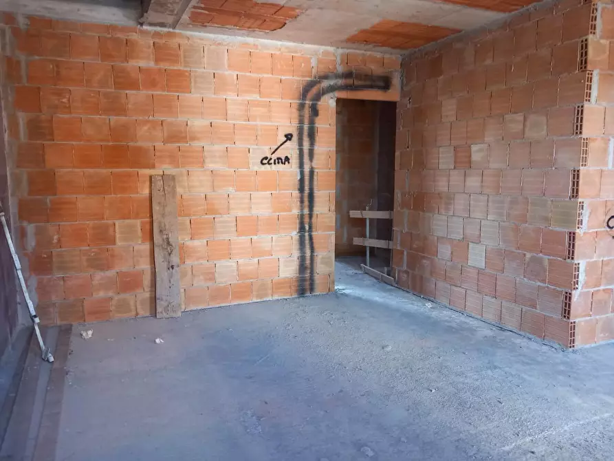 Immagine 15 di Appartamento in vendita  a Pisa