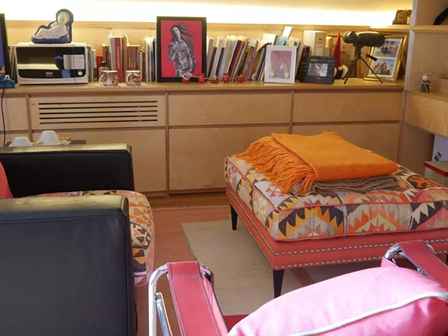 Immagine 131 di Casa colonica in vendita  a Massarosa