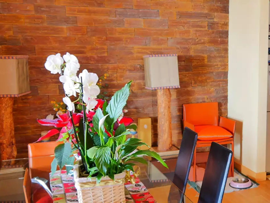 Immagine 97 di Casa colonica in vendita  a Massarosa