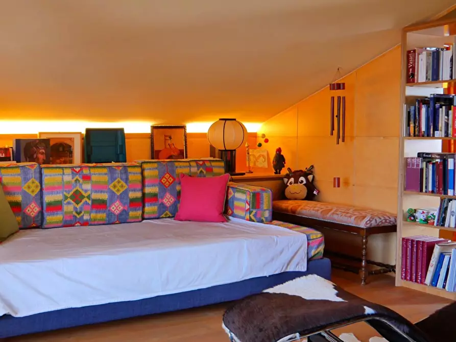 Immagine 138 di Casa colonica in vendita  a Massarosa