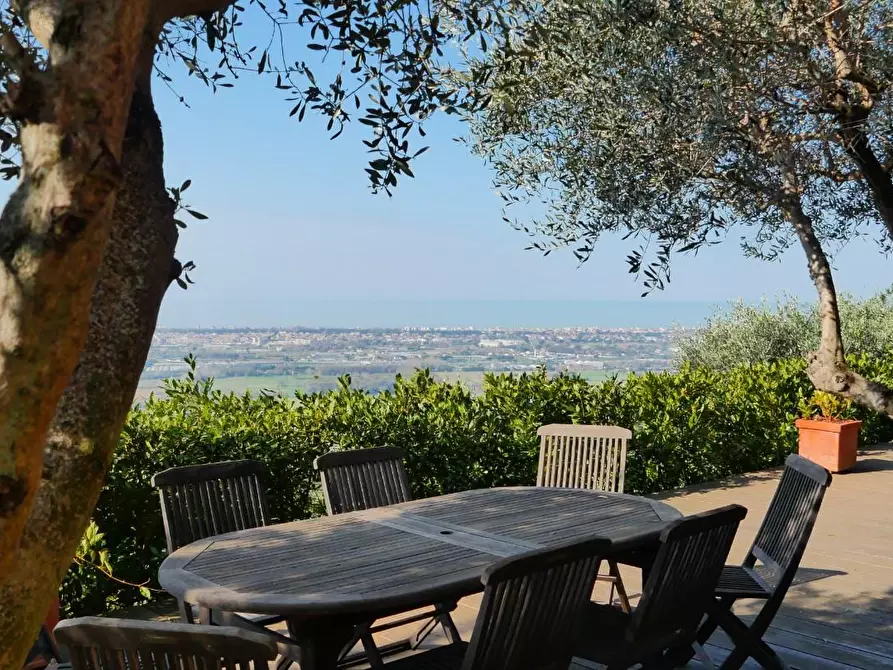 Immagine 47 di Casa colonica in vendita  a Massarosa