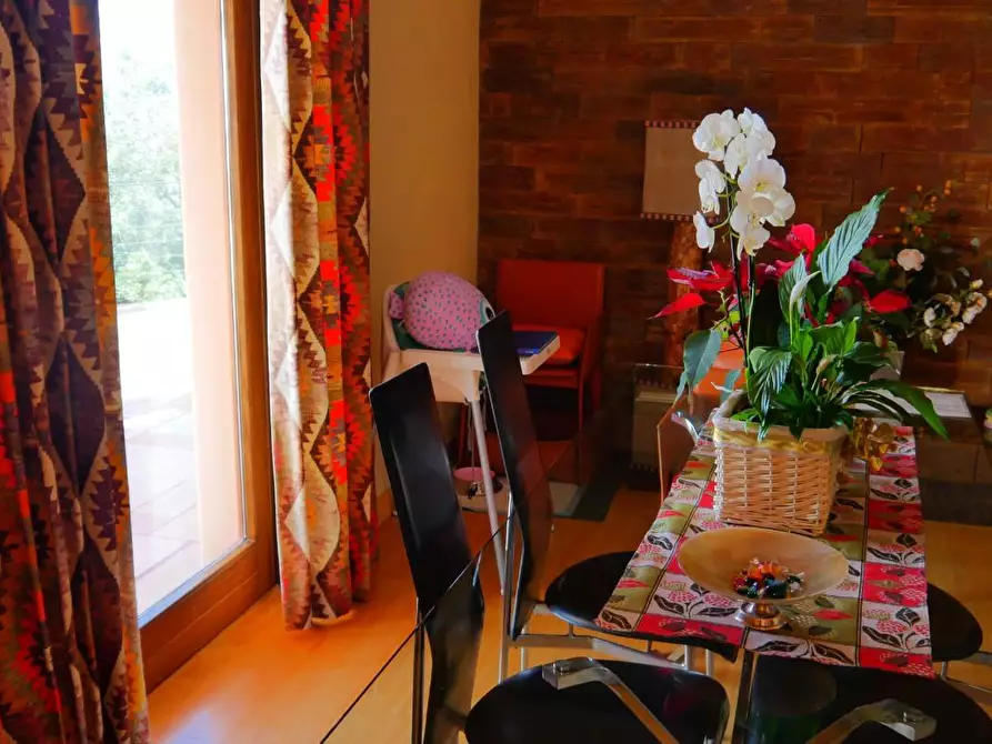 Immagine 96 di Casa colonica in vendita  a Massarosa