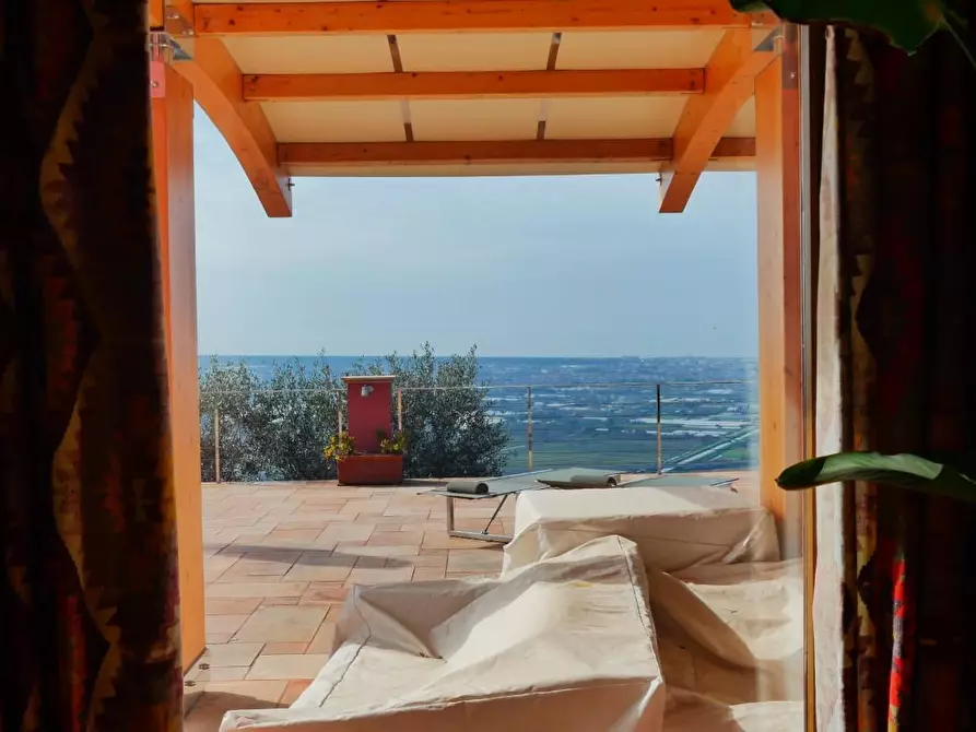 Immagine 112 di Casa colonica in vendita  a Massarosa