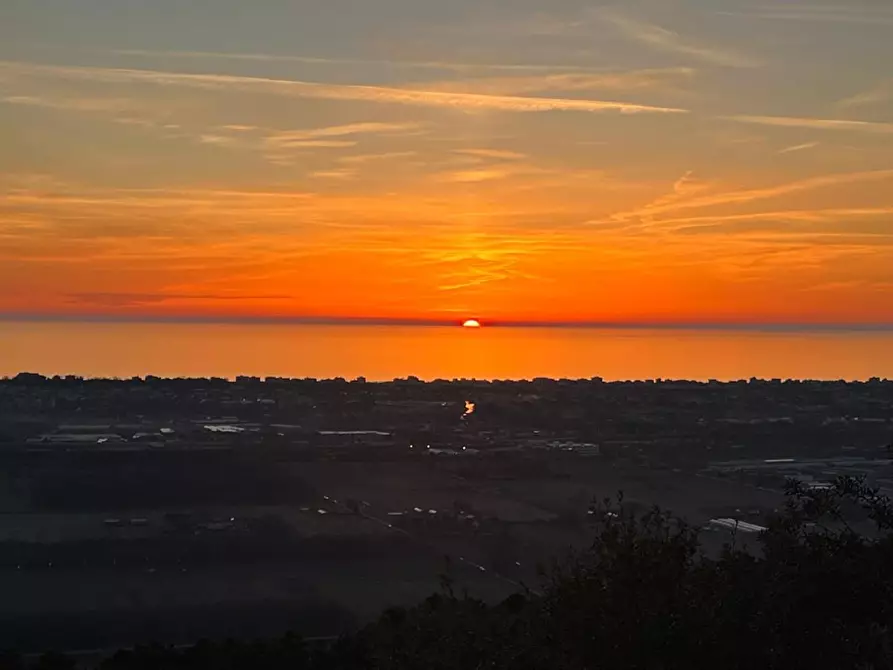 Immagine 170 di Casa colonica in vendita  a Massarosa