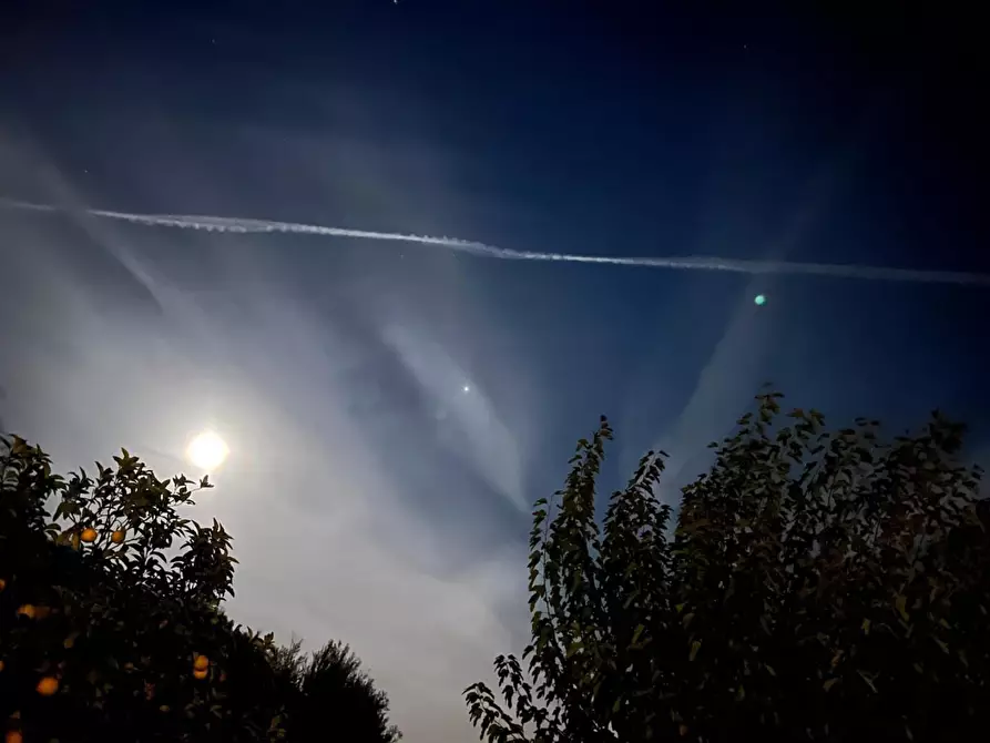 Immagine 180 di Casa colonica in vendita  a Massarosa