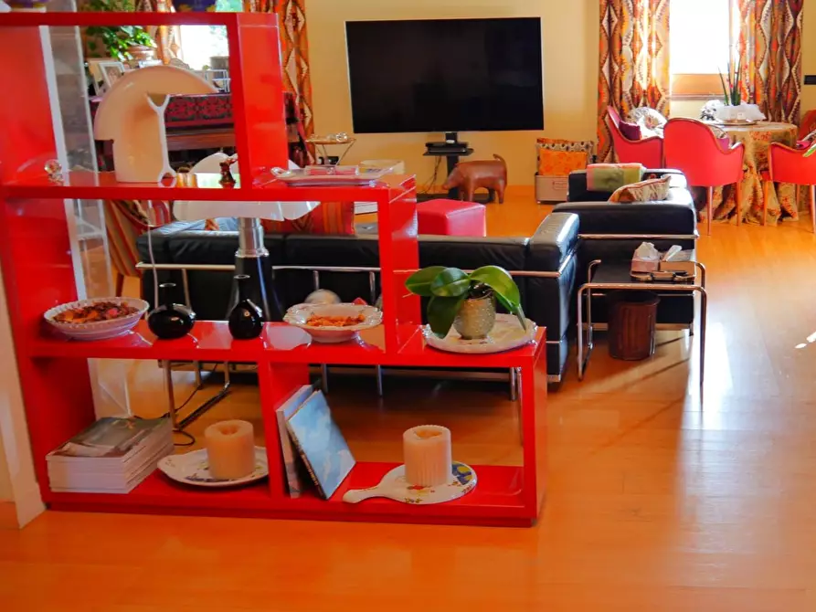 Immagine 102 di Casa colonica in vendita  a Massarosa