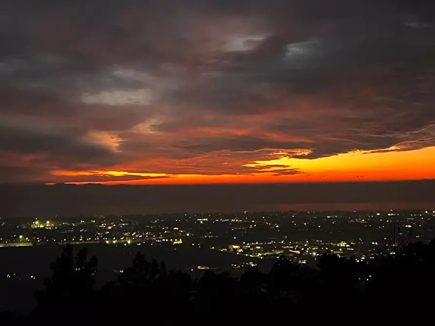 Immagine 165 di Casa colonica in vendita  a Massarosa