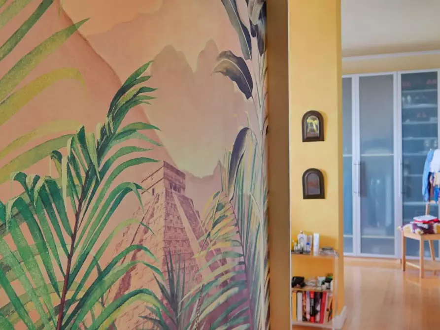 Immagine 121 di Casa colonica in vendita  a Massarosa