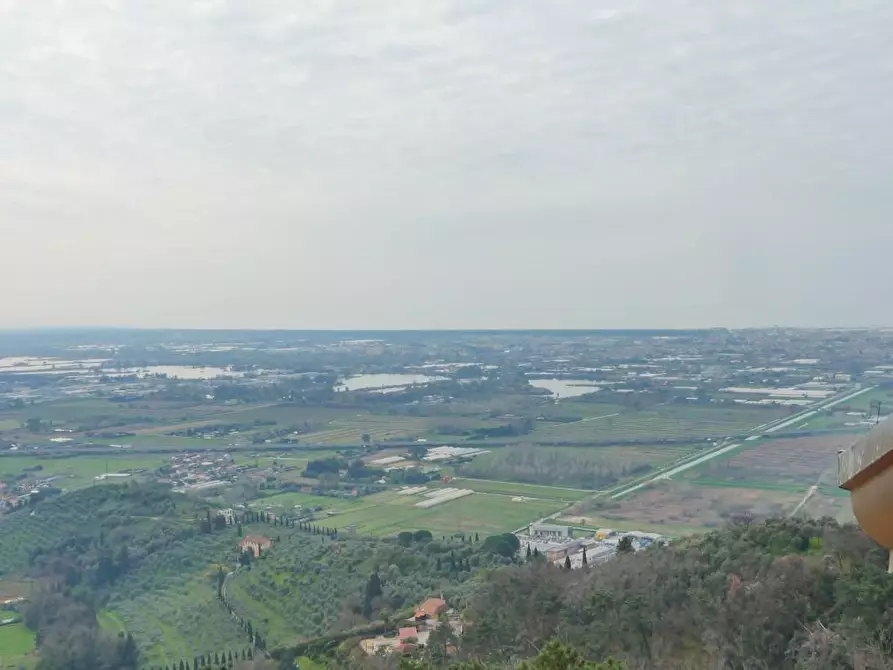 Immagine 147 di Casa colonica in vendita  a Massarosa