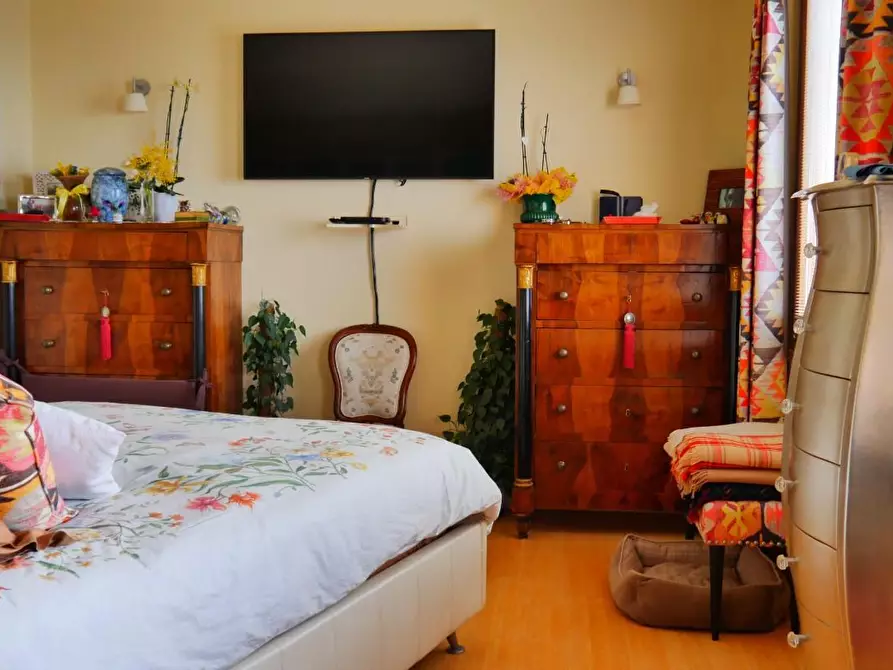 Immagine 124 di Casa colonica in vendita  a Massarosa