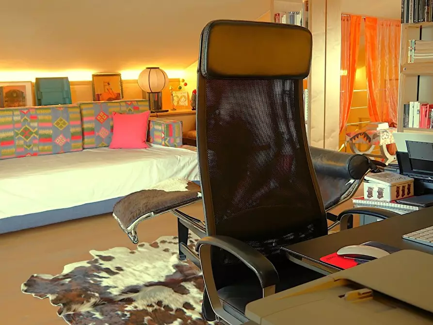 Immagine 137 di Casa colonica in vendita  a Massarosa