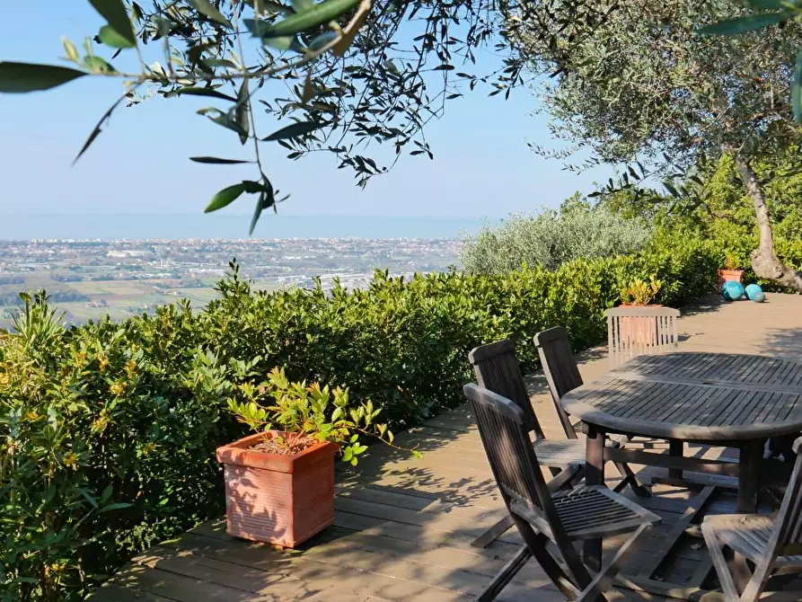 Immagine 48 di Casa colonica in vendita  a Massarosa