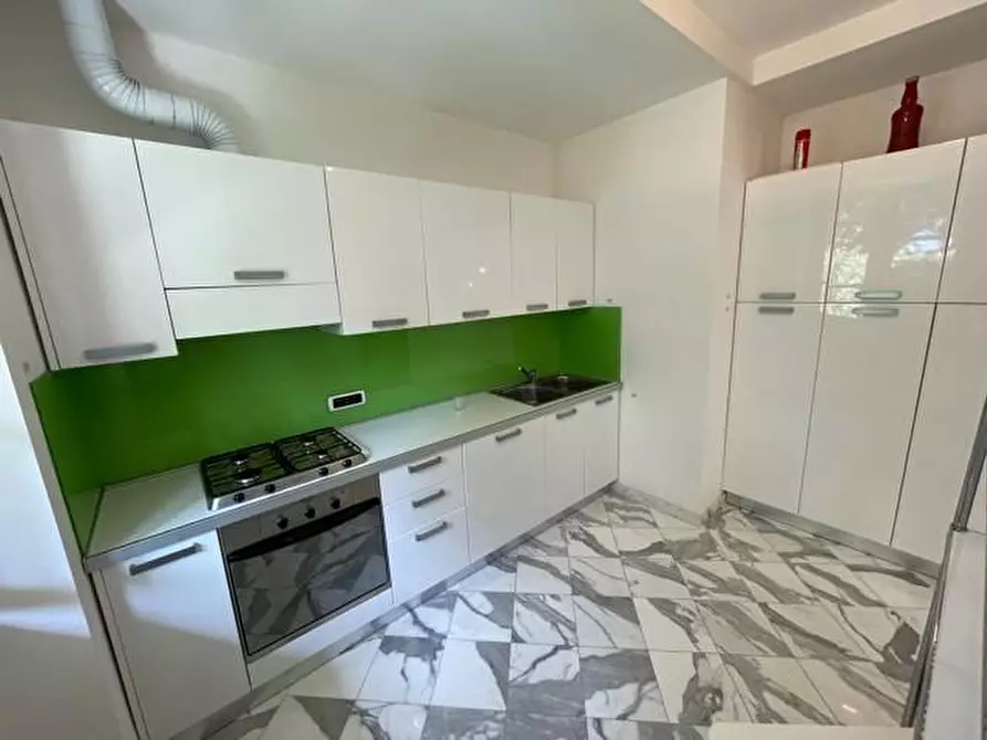 Immagine 14 di Appartamento in affitto  a Forte Dei Marmi